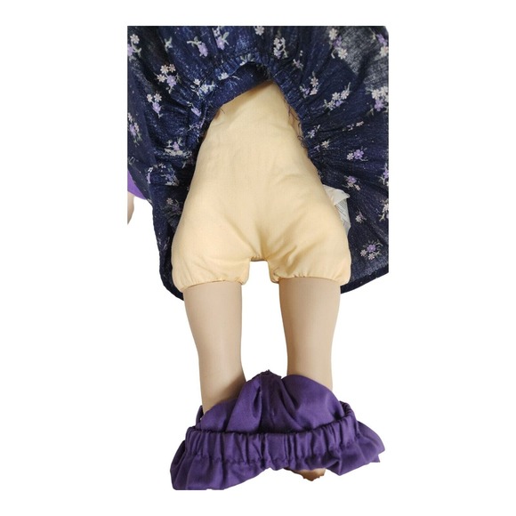 Fibre-Craft Vinyl Doll 18" Brunette Sleepy Eyes Vintage 90s Collectible - Picture 14 of 16